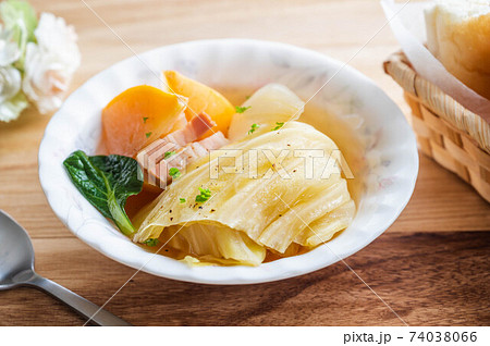 野菜たっぷりポトフ 74038066