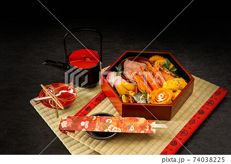 典型的なおせち料理　Japanese food  New Year dishes (OSECHI) 74038225