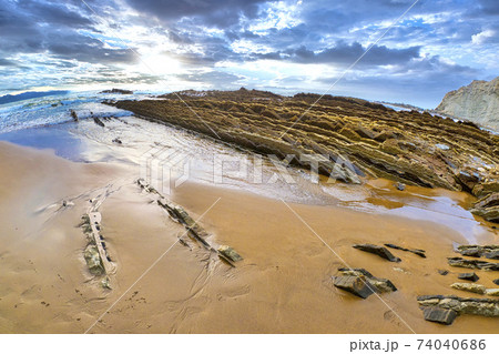 Steeply-tilted Layers of Flysch, Basque Coast UNESCO Global Geopark, Spain 74040686