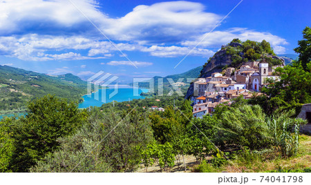Beautiful traditional mountain villages of Italy - Pietraferrazzana in Abruzzo. Lake Bomba 74041798