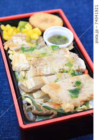 美味しい豚ロースステーキ 美味しい豚ロースステーキ 74041921