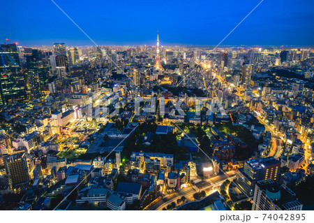 night view of Tokyo city with tokyo tower in Japan night view of Tokyo city with tokyo tower in Japan 74042895