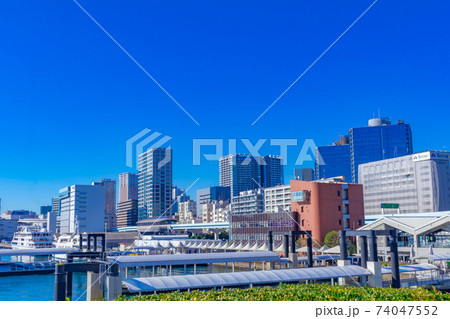 竹芝埠頭から見た東京の都市風景 74047552