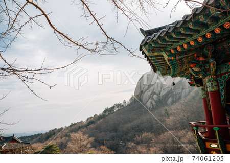 Geumgang mountain Hwaamsa temple at winter in Goseong, Korea Geumgang mountain Hwaamsa temple at winter in Goseong, Korea 74061205