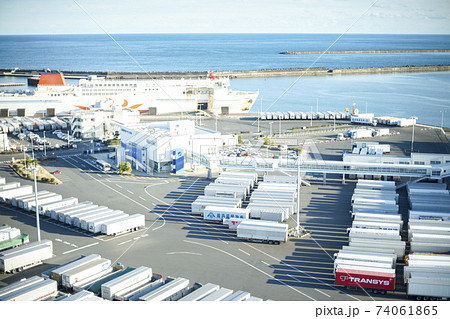 大洗港のカーフェリー 茨城県大洗町 74061865
