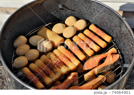 燻製 燻製 74064901