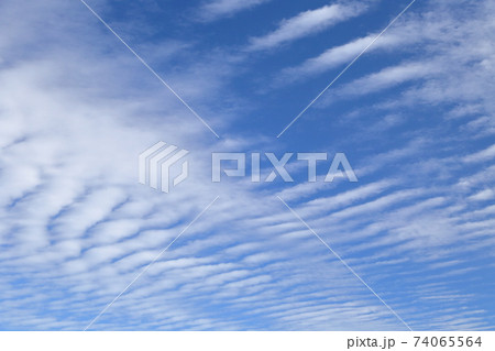 秋空（背景素材） 74065564