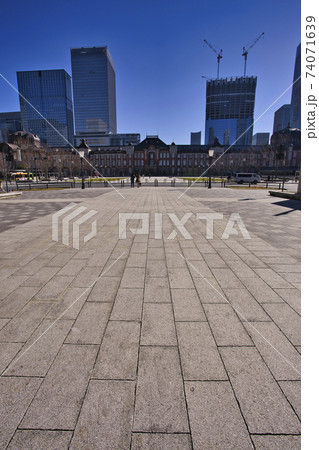 東京駅 丸の内駅前広場 東京駅 丸の内駅前広場 74071639
