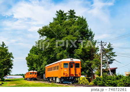 北海道帯広市 幸福駅の展示車両 北海道帯広市 幸福駅の展示車両 74072261