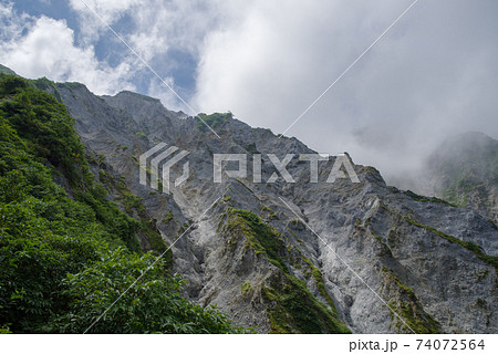大山登山、ユートピアコースの景色(2020年8月) 大山登山、ユートピアコースの景色(2020年8月) 74072564