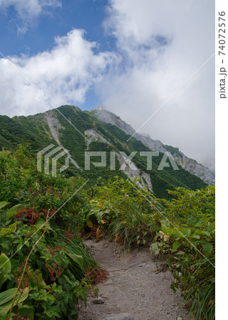大山登山、ユートピアコースの景色(2020年8月) 大山登山、ユートピアコースの景色(2020年8月) 74072576