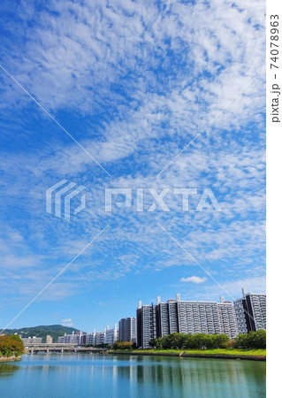 《広島市》10月の青空と基町高層アパート 《広島市》10月の青空と基町高層アパート 74078963