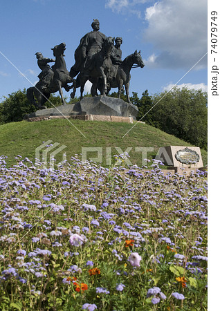Zhovti Vody - Monument to heroes of liberation war 74079749