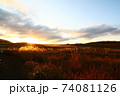 高原の夕焼け 74081126