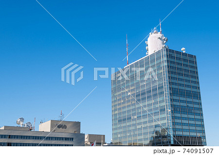 【渋谷のNHK放送センター】 74091507