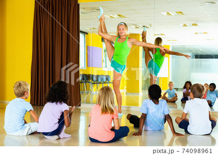 Experienced positive dance instructor teaching preteen boys and Experienced positive dance instructor teaching preteen boys and 74098961