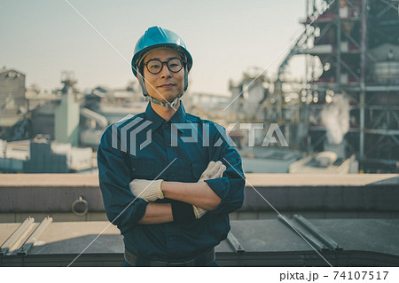 プラント作業員 74107517