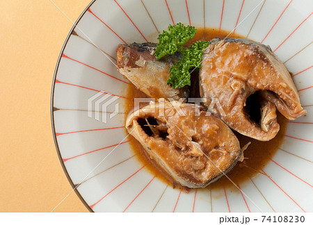 さば味噌煮缶詰め 74108230