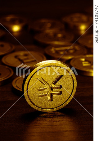 お金 通貨 イメージ 円 元 お金 通貨 イメージ 円 元 74108747