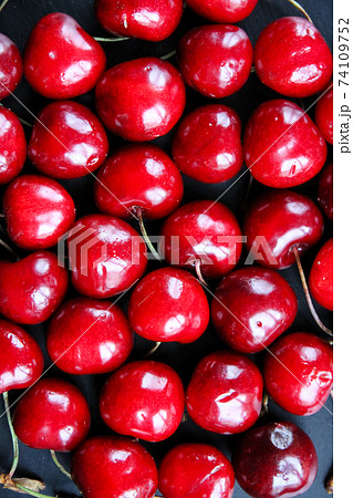 Fresh cherries background 74109752