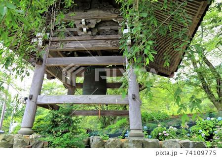 臨済宗妙心寺派：阿梨耶山弓削寺・47（岐阜県揖斐郡池田町：池田山西麓） 74109775
