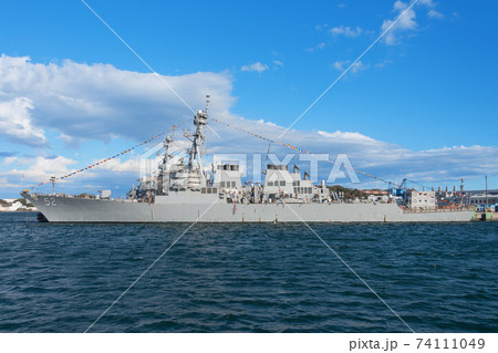 天皇誕生日の横須賀米海軍基地イージス艦 天皇誕生日の横須賀米海軍基地イージス艦 74111049
