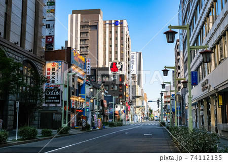 愛知県名古屋市 名古屋駅前の飲食店街 桜通口側 愛知県名古屋市 名古屋駅前の飲食店街 桜通口側 74112135