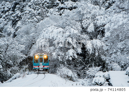 冬の樽見鉄道 冬の樽見鉄道 74114805