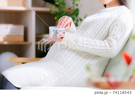 缶詰　妊婦　 74118543