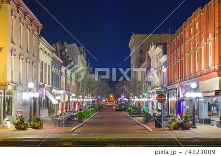 Frankfort, KY, USA 74123009