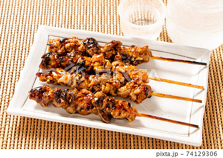 うなぎ肝串。日本酒のおつまみイメージ。 74129306