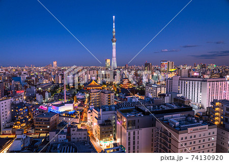 《東京都》浅草の夜景・スカイツリー 74130920