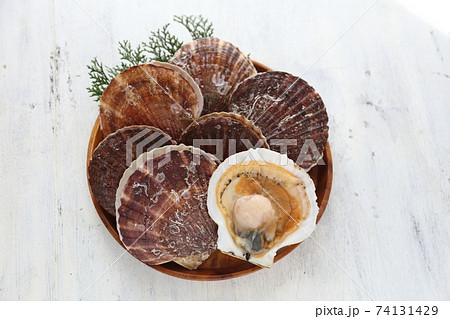 北海道産三年貝ホタテ 74131429