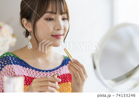Female makeup beauty Female makeup beauty 74133246