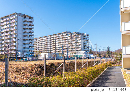 新築された集合住宅 74134443
