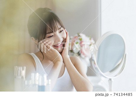 女性 ビューティー 女性 ビューティー 74134485