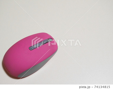 パソコン用のワイヤレスマウス(横) パソコン用のワイヤレスマウス(横) 74134815