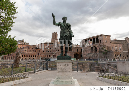 Sculpture of the Roman Emperor Augustus Caesar (Caesari Nervae) 74136092