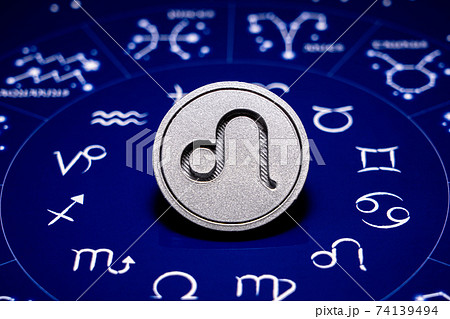 12星座　占い　しし座 74139494