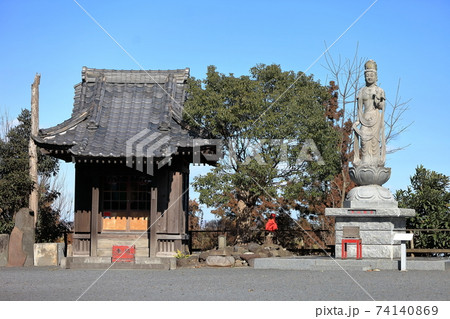 布施観音像 74140869