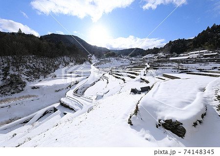 広島県 安芸太田町 井仁の棚田 雪景色 広島県 安芸太田町 井仁の棚田 雪景色 74148345