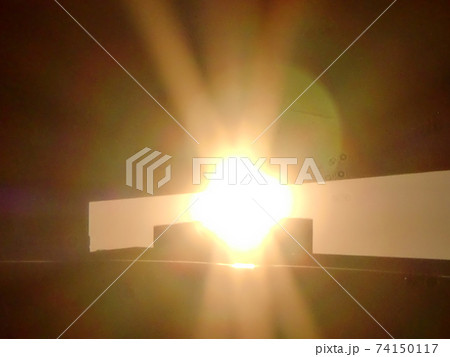 夕陽が沈む時 74150117