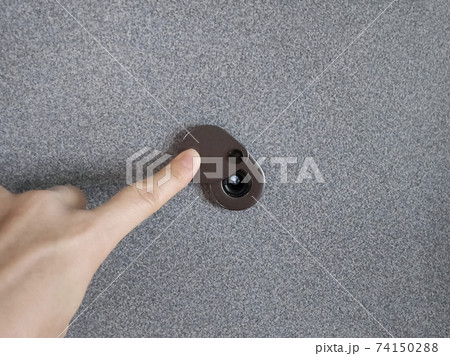 玄関のドアスコープカバー 74150288