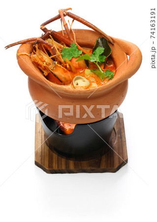 トムヤムクン 74163191