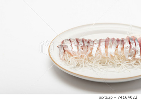 鯵の刺身 74164022