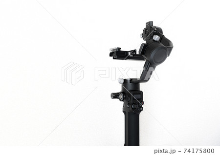 スタビライザーを用いた撮影 74175800