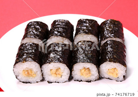 納豆巻き 74176719