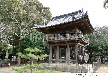 冬の野間大坊　本殿　鐘楼堂　巡拝路　大門　悠紀殿 74179923