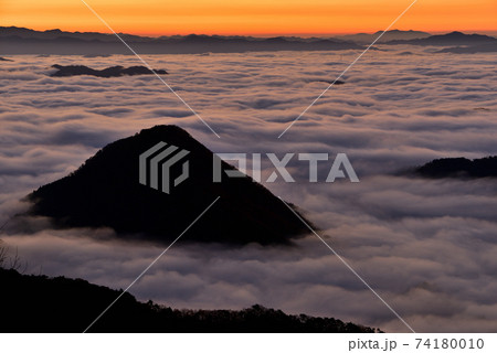大江山からの福知山盆地の雲海 74180010