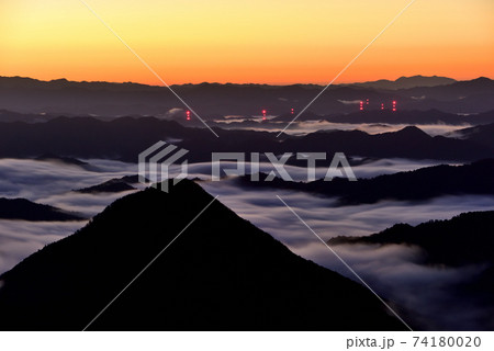 大江山からの福知山盆地の雲海 74180020